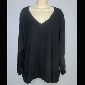 Avenue “The V Jersey” Black Top 30/32 (4X) NWOT